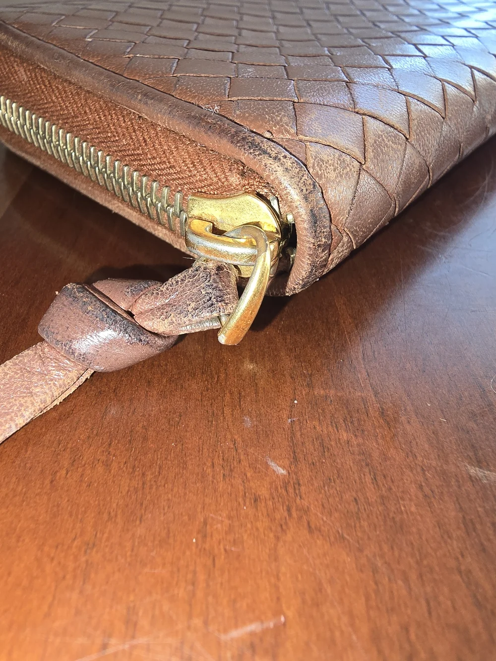 Genuine Bottega Veneta Woven Zip-Around NAPPA Leather Intrecciato Wallet, EUC
